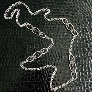 Stephen Webster Forget Me Knot Black Sapphire Sterling Silver Station Ne…